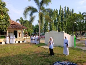 Upacara Bendera MTs Al-Hikmah Tangkil Kulon, Senin 15 September 2025